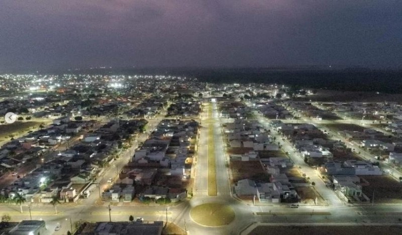 Governo lança programa para instalar luminárias de LED em todo o Estado